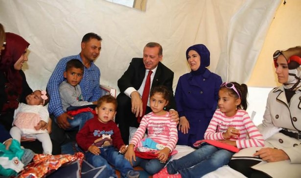 Erdoğan çadırkentte Suriyelileri ziyaret etti 5