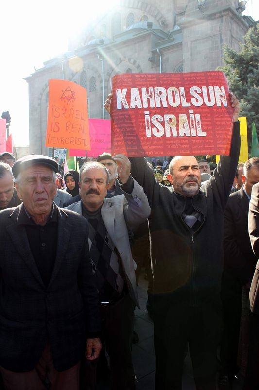 Türkiye 'Kahrolsun İsrail' sloganlarıyla inledi 48