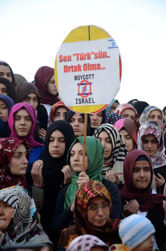 Türkiye 'Kahrolsun İsrail' sloganlarıyla inledi 95