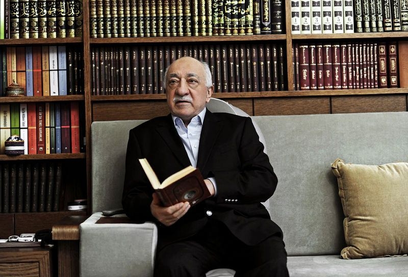 FETÖ lideri Gülen'in 72 hizmetkârı 2