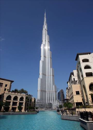 Dünyanın en büyük binası 7