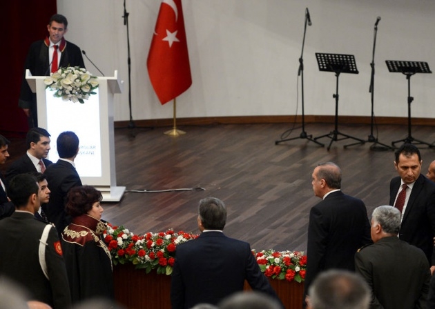 Erdoğan, Danıştay törenini terk etti 6