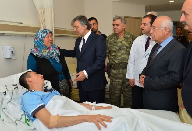 Cumhurbaşkanı Gül'den Soma ziyareti 14