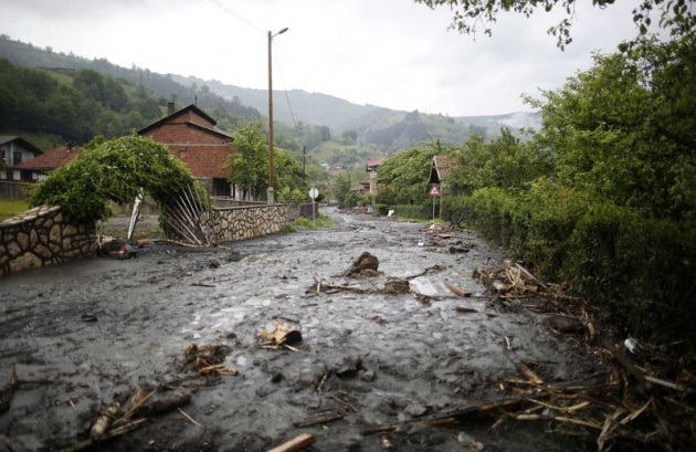 Bosna Hersek sular altında kaldı 35