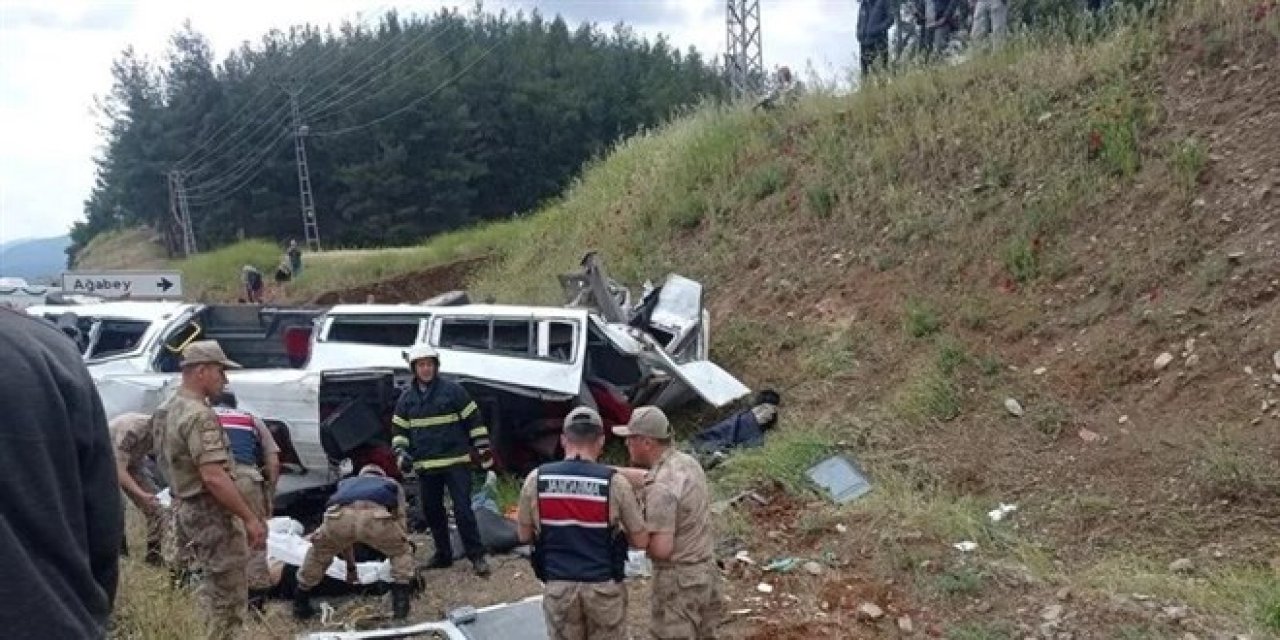 Gaziantep'teki kazada ölenlerin sayısı 10'a çıktı