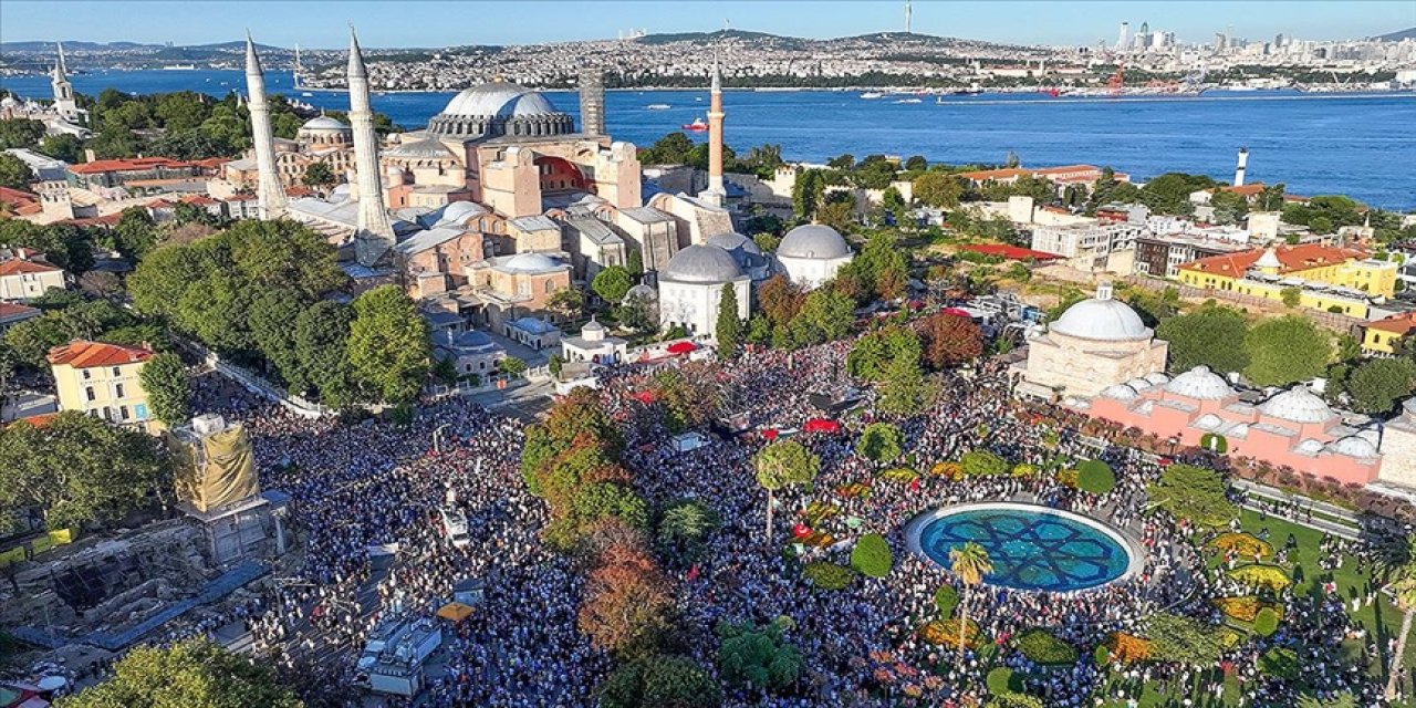 Ayasofya Meydanı'nda büyük Filistin mitingi