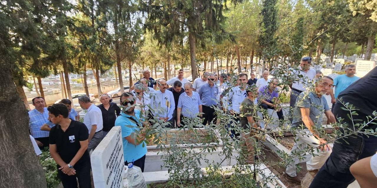 Türk Eğitim-Sen, Emektar Sendikacı Rıdvan Naci Devli’yi Sonsuzluğa Uğurladı