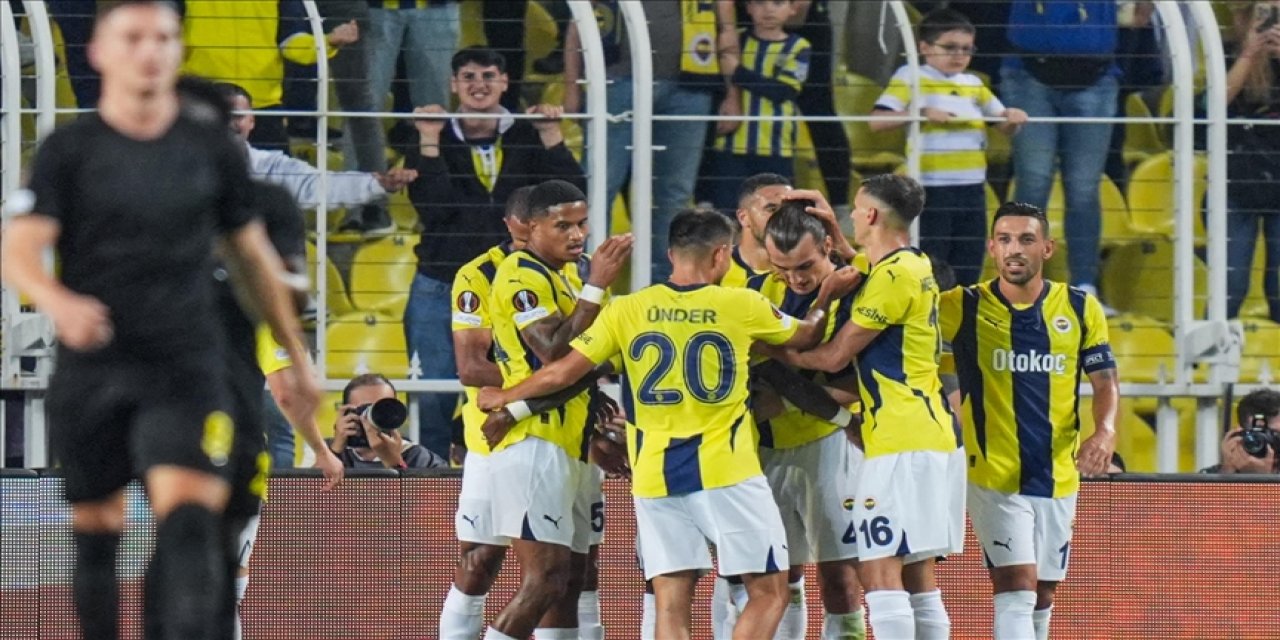 Fenerbahçe, UEFA Avrupa Ligi'ne galibiyetle başladı