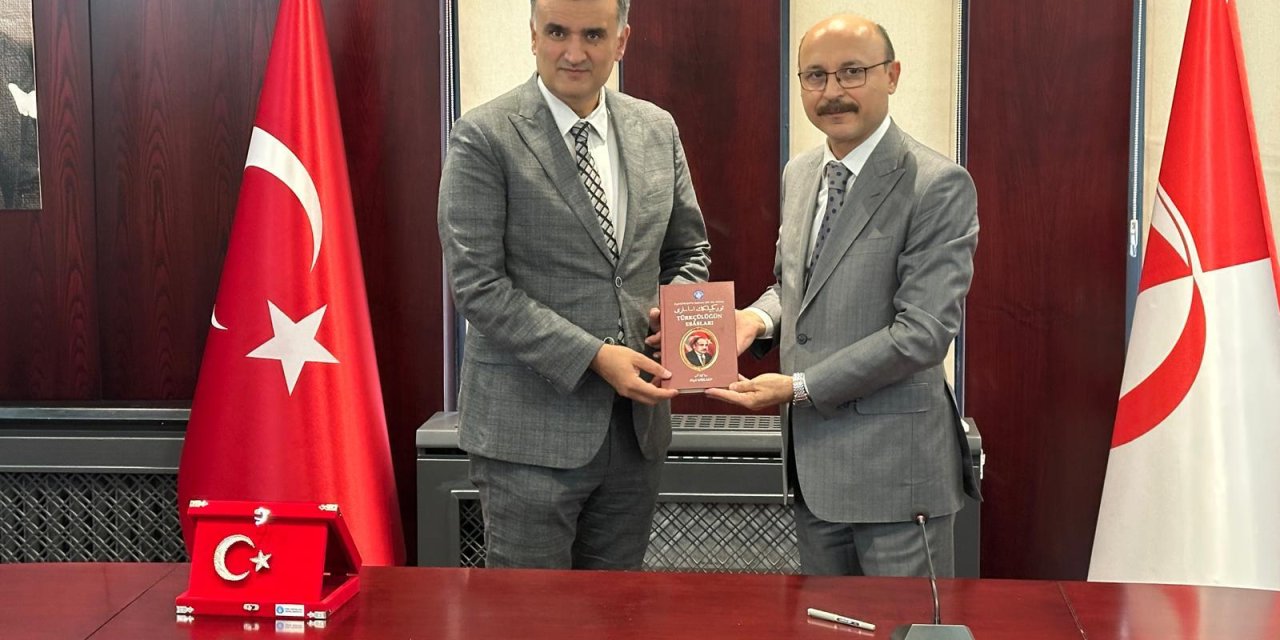 Türk Eğitim-Sen'den ODTÜ Rektörü Prof. Dr. Ahmet Yozgatlıgil’i ziyaret