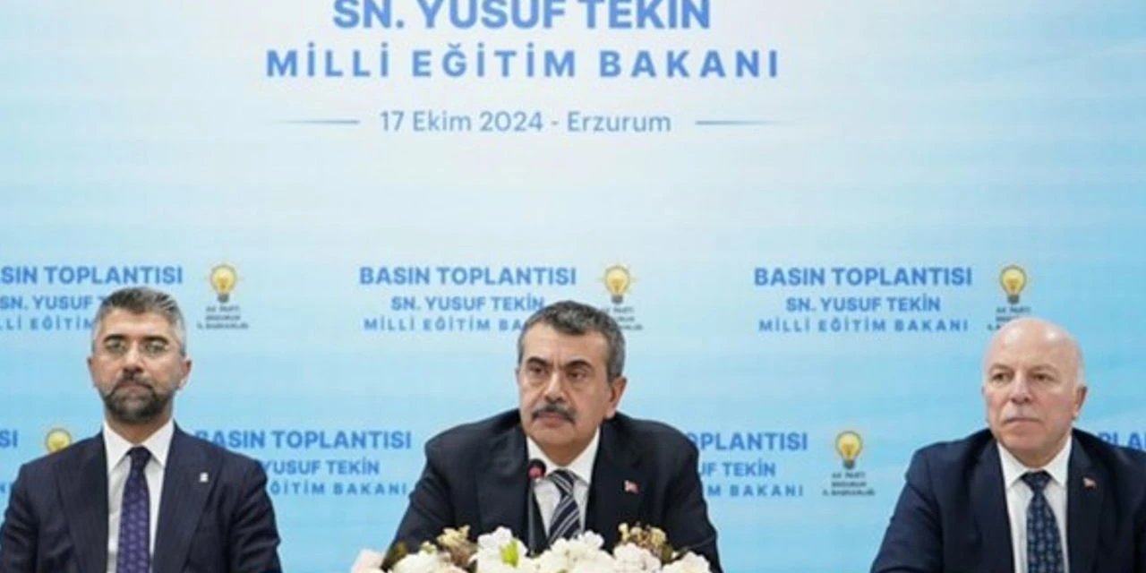 Yusuf Tekin'den kabine değişikliği mesajı: Beklemiyorum demiyorum çünkü...