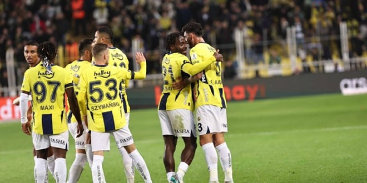 Fenerbahçe, Süper Lig'de ikinci sıraya yükseldi