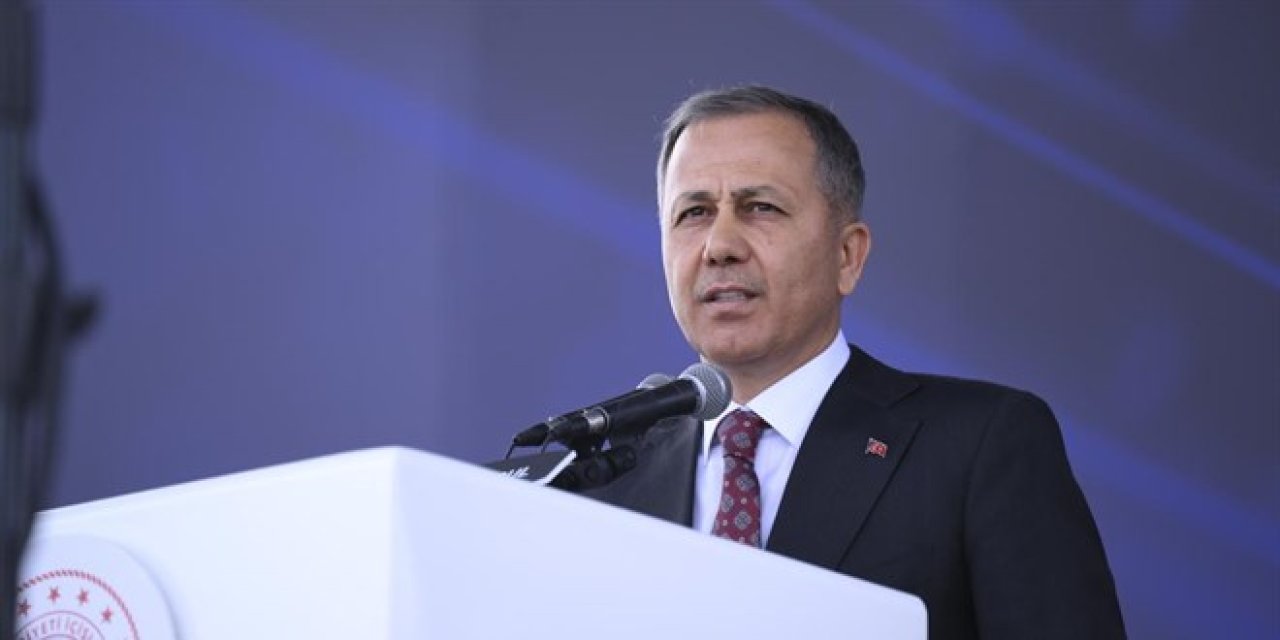 Bakan Yerlikaya: Geri dönüşler için Suriyeli STK'larla görüşeceğiz