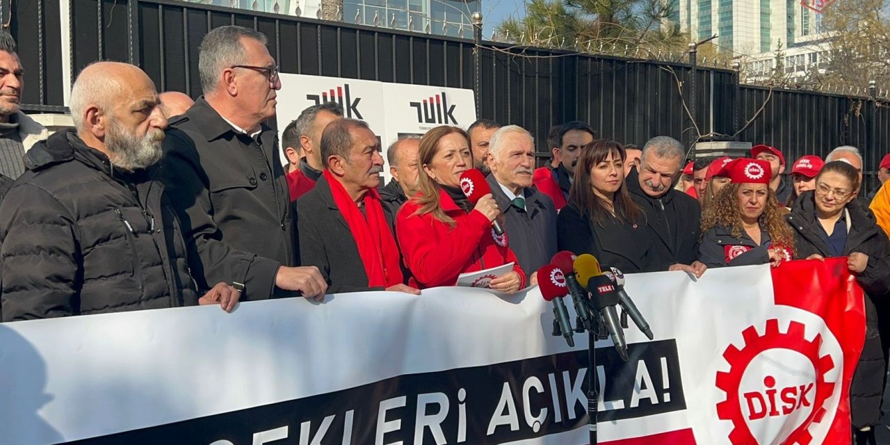 DİSK’ten TÜİK protestosu: Gerçekleri açıkla ekmeğimle oynama