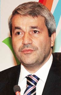 "Arz ederim" yasaklandı