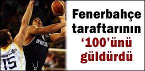 Fenerbahçe taraftarının '100'ünü güldürdü