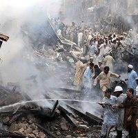 Pakistan'da bombalı saldırı: 39 ölü
