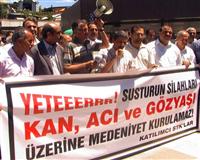 PKK karşıtı pankartlar