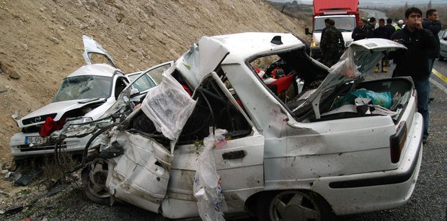 Manisa'da korkunç kaza: 8 ölü