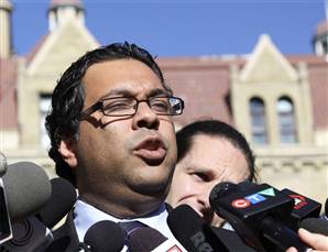 Kanada'da bir ilk: Müslüman belediye başkanı