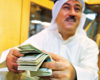 Araplar da ortak paraya geçiyor değerini Euro-dolar belirleyecek