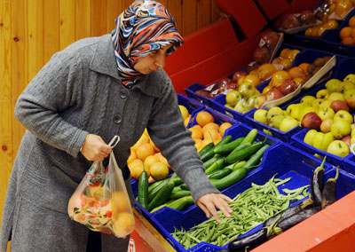 Hakkari'de sebze-meyve İran sayesinde yüzde 50 ucuz