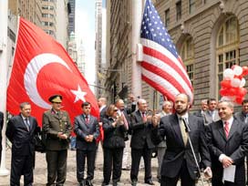 Türk Bayrağı Wall Streette Dalgalandı