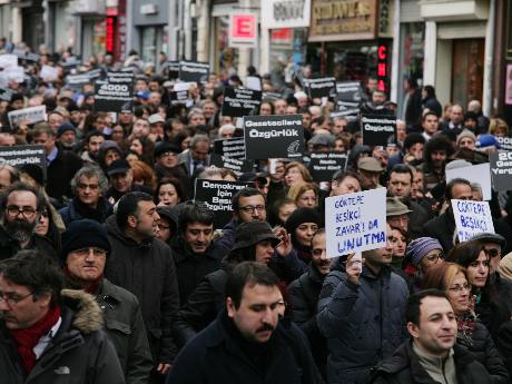 Taksim ve Kızılay'da basın özgürlüğünü haykırdılar