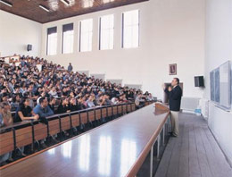 Adana'ya yeni bir üniversite kurulacak