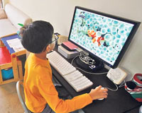 Televizyon ve internet, çocukları okumaya yönlendirmeyi güçleştiriyor