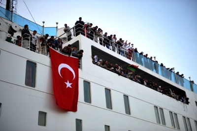 Libya'dan yola çıkan Ankara Gemisi Çeşme'ye ulaştı