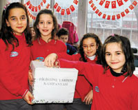 İki ilköğretim öğrencisi Gazze için 400 TL topladı