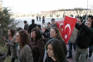 Üniversitede PKK protestosu