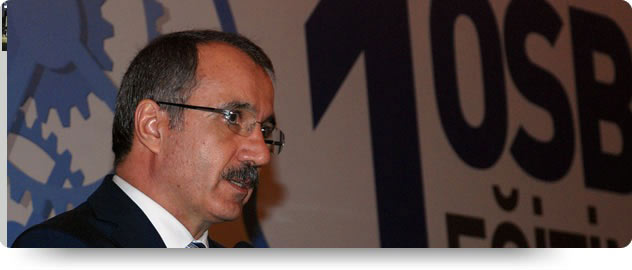 Bakan Dinçer, "1. Organize Sanayi Bölgesi Eğitim Zirvesi" ne Katıldı