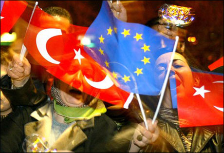 48 Milyon Türk'e Avrupa Ülkelerine Vizesiz Giriş Kapısı Açıldı