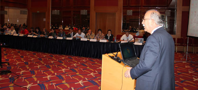 Koncuk, Azerbaycan'da ETUCE Toplantısına katıldı