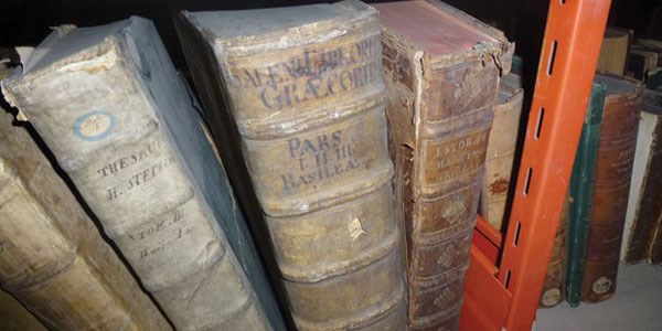 Milli Kütüphane'de 147 ton kitap, kilosu 15 kuruştan satıldı