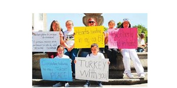 Gezi'ye destek veren iki öğretmene meslekten men cezası