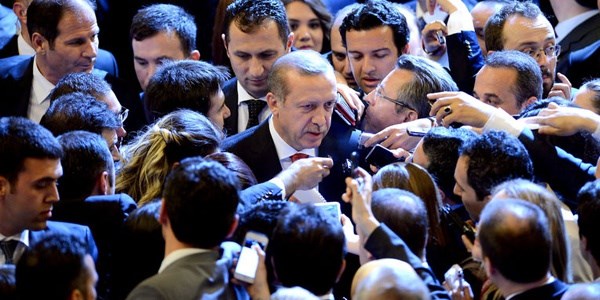 Erdoğan, Danıştay törenini terk etti
