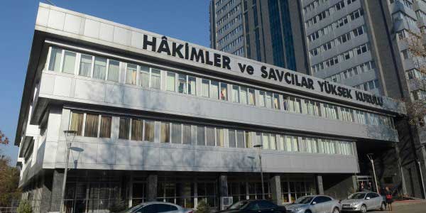 HSYK 66 Hakim ve Savcı'nın görev yerini değiştirdi