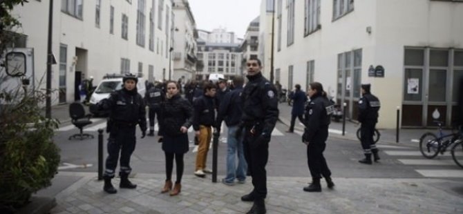 Paris'te saldırı: 12 ölü