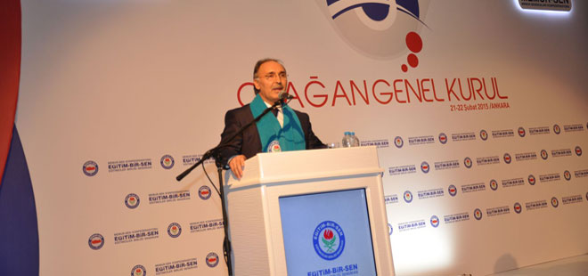Ahmet Özer, Delegelere Hitap Etti