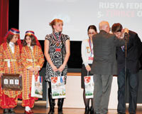 Türk kolejine Rusya'dan şeref madalyası