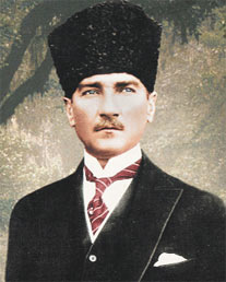 Ata'yı saygıyla anıyoruz