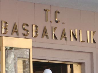 Basına Başbakanlık kapısını hukuk açtı