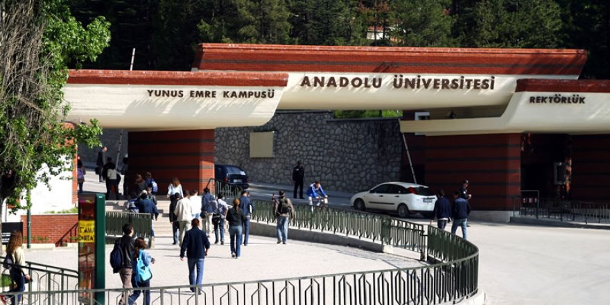 Anadolu Üniversitesi'nde FETÖ Operasyonu: 17 Tutuklama
