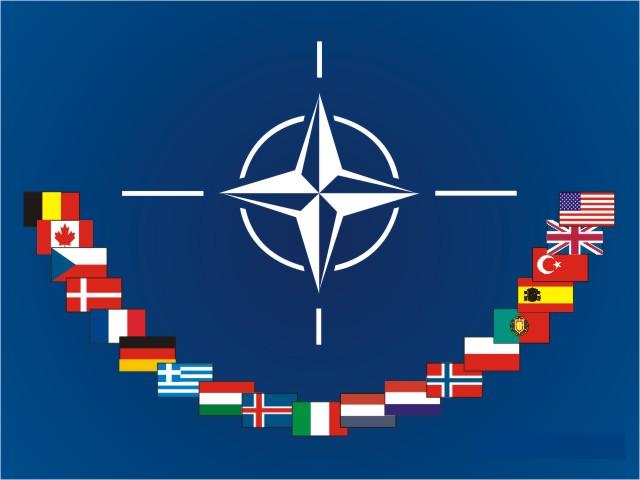 NATO, 2 Rus diplomatı kovdu
