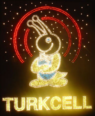Turkcell Telekom'u Geçti