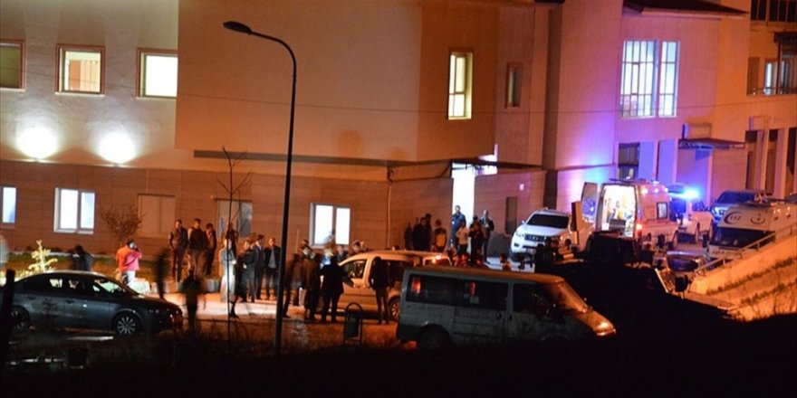 Ağrı'da askeri araç devrildi: 9 yaralı