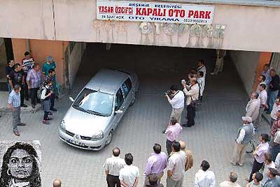 Öldürdüğü sevgilisini, otomobilin ön koltuğunda taşıdı