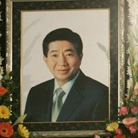 Güney Kore eski devlet başkanı intihar etti